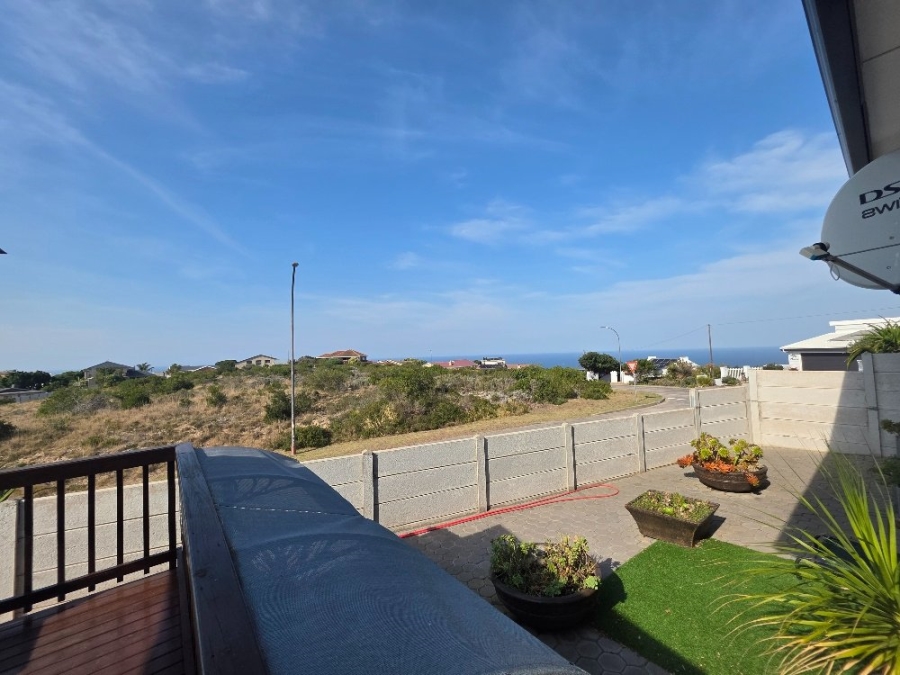 3 Bedroom Property for Sale in Dana Bay Western Cape